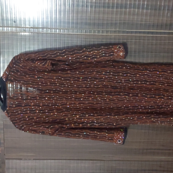 Heavy chikankari men's party wear kurta - Picture 3 of 3